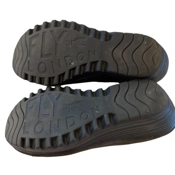 Fly London Yaz Cupido Wedge Slip On Shoe in size US 7.5-8 EU 38 Green - Picture 10 of 16